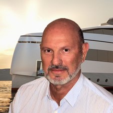FConstantino Superyachts Sales