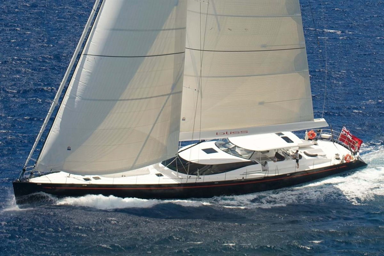 https://s3.amazonaws.com/boss.yatco.com/ForCharter/Vessel/Photo/3826/large_41754.jpg