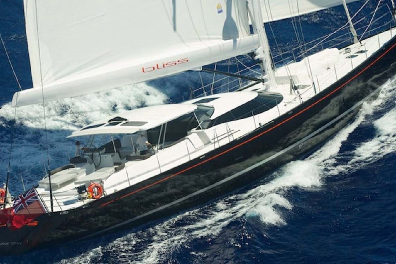 https://s3.amazonaws.com/boss.yatco.com/ForCharter/Vessel/Photo/3826/large_41763.jpg