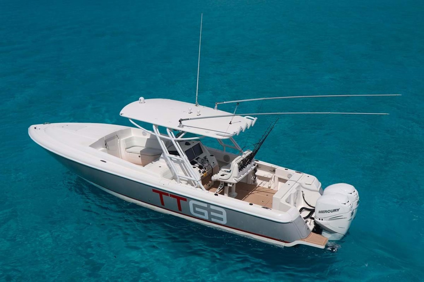https://s3.amazonaws.com/boss.yatco.com/ForCharter/Vessel/Photo/3850/large_43723.jpg