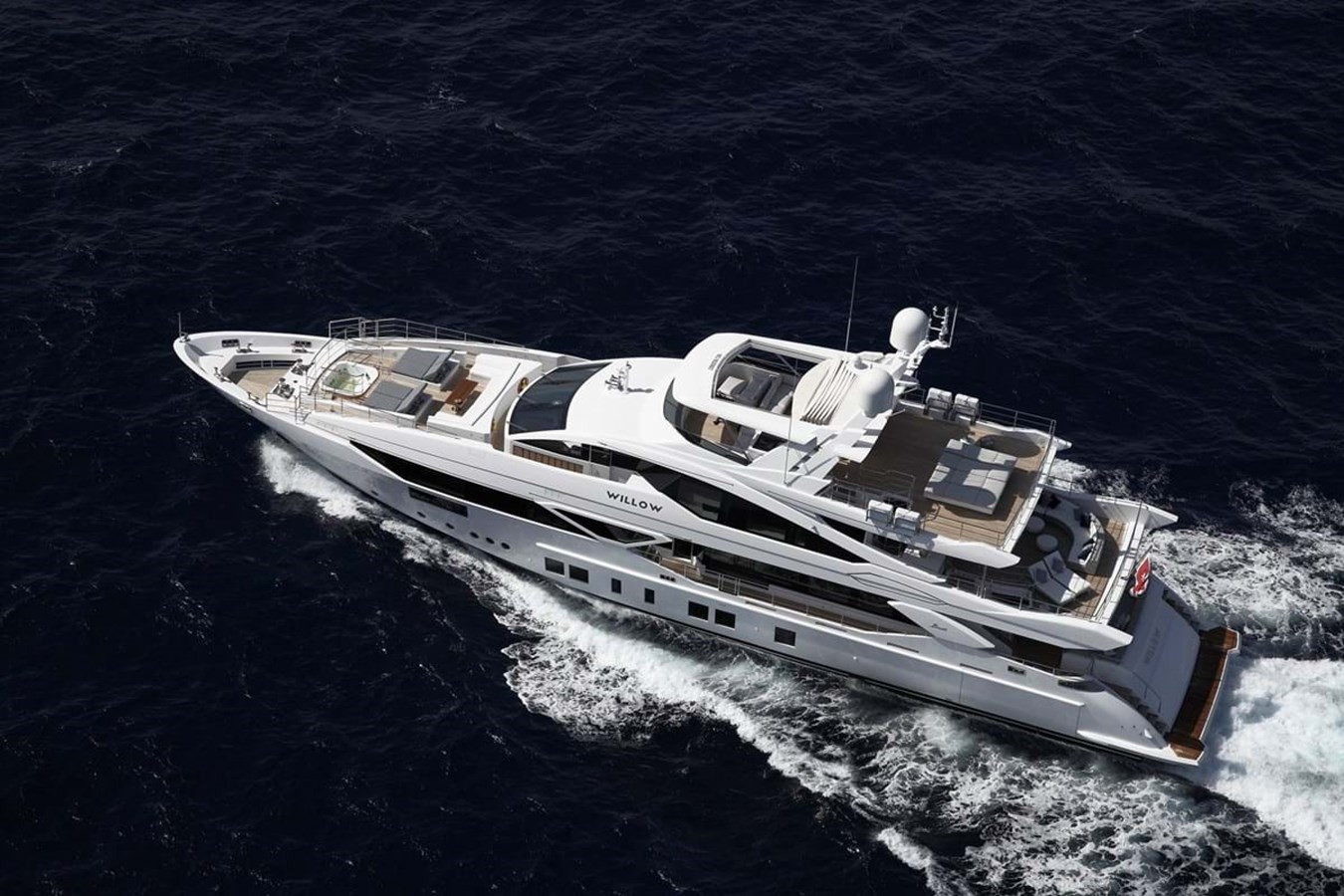 https://s3.amazonaws.com/boss.yatco.com/ForCharter/Vessel/Photo/4024/large_49090.jpg
