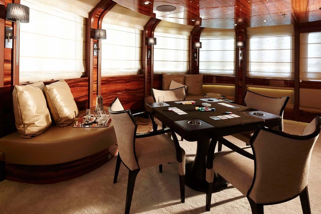 https://s3.amazonaws.com/boss.yatco.com/ForCharter/Vessel/Photo/4521/large_63232.jpg