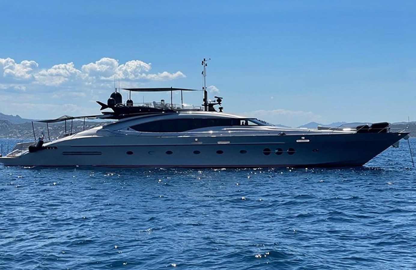 2005 PALMER JOHNSON 120'