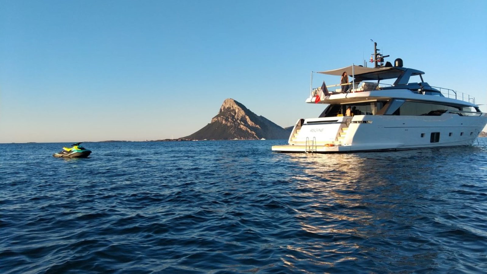 2022 SANLORENZO 95' 5