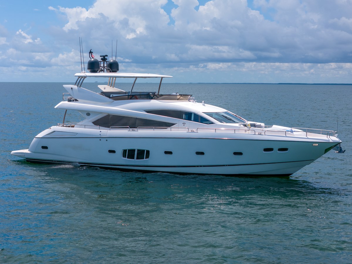 2010 SUNSEEKER 80'