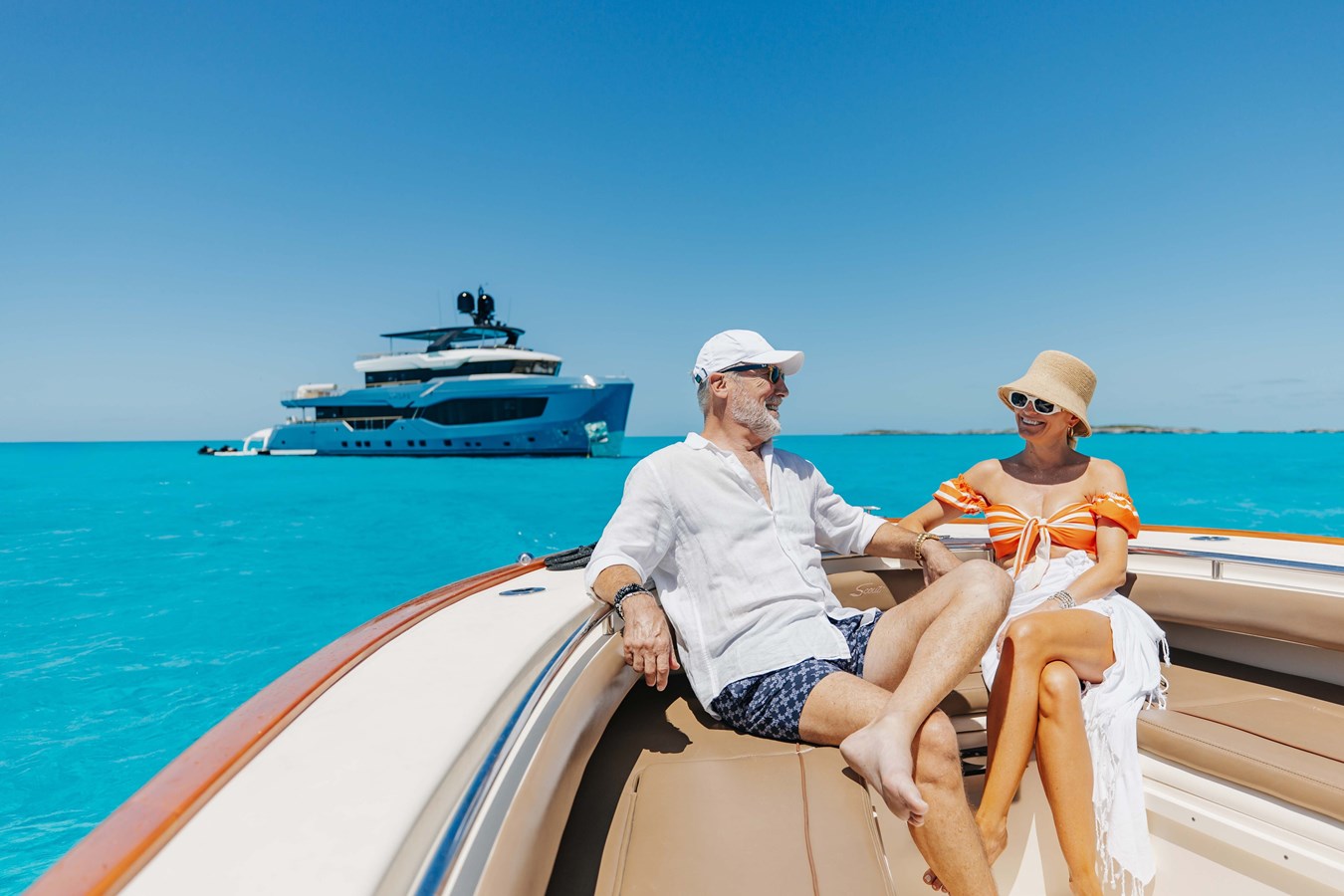 https://s3.amazonaws.com/boss.yatco.com/ForCharter/Vessel/Photo/5529/large_99223.jpg