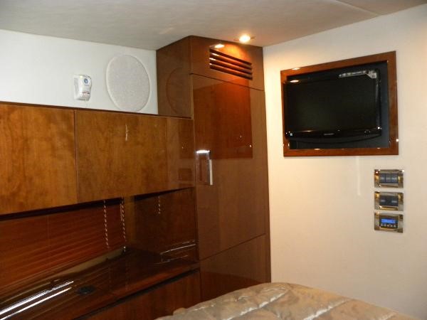2011 SEA RAY Sundancer