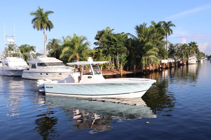 Photo of REGULATOR - 31'