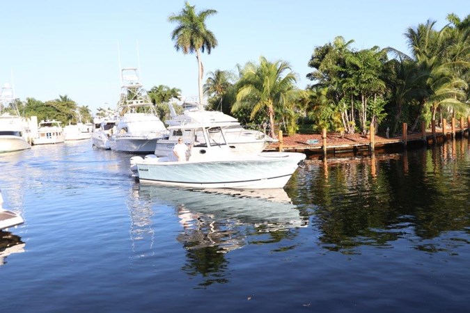 Photo of REGULATOR - 31'