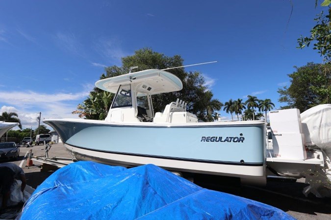 Photo of REGULATOR - 31'
