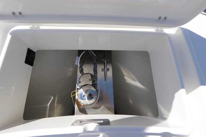 Photo of REGULATOR - 31'