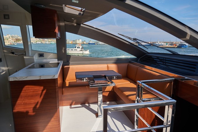 Photo of ASTONDOA - 80'