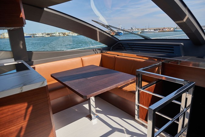 Photo of ASTONDOA - 80'