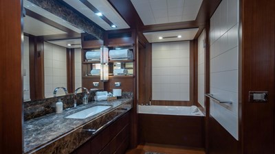 2008 AZIMUT YACHTS 95 - photo 24