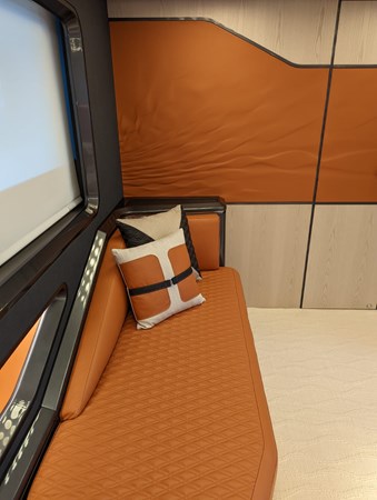 Photo of ASTONDOA - 67'