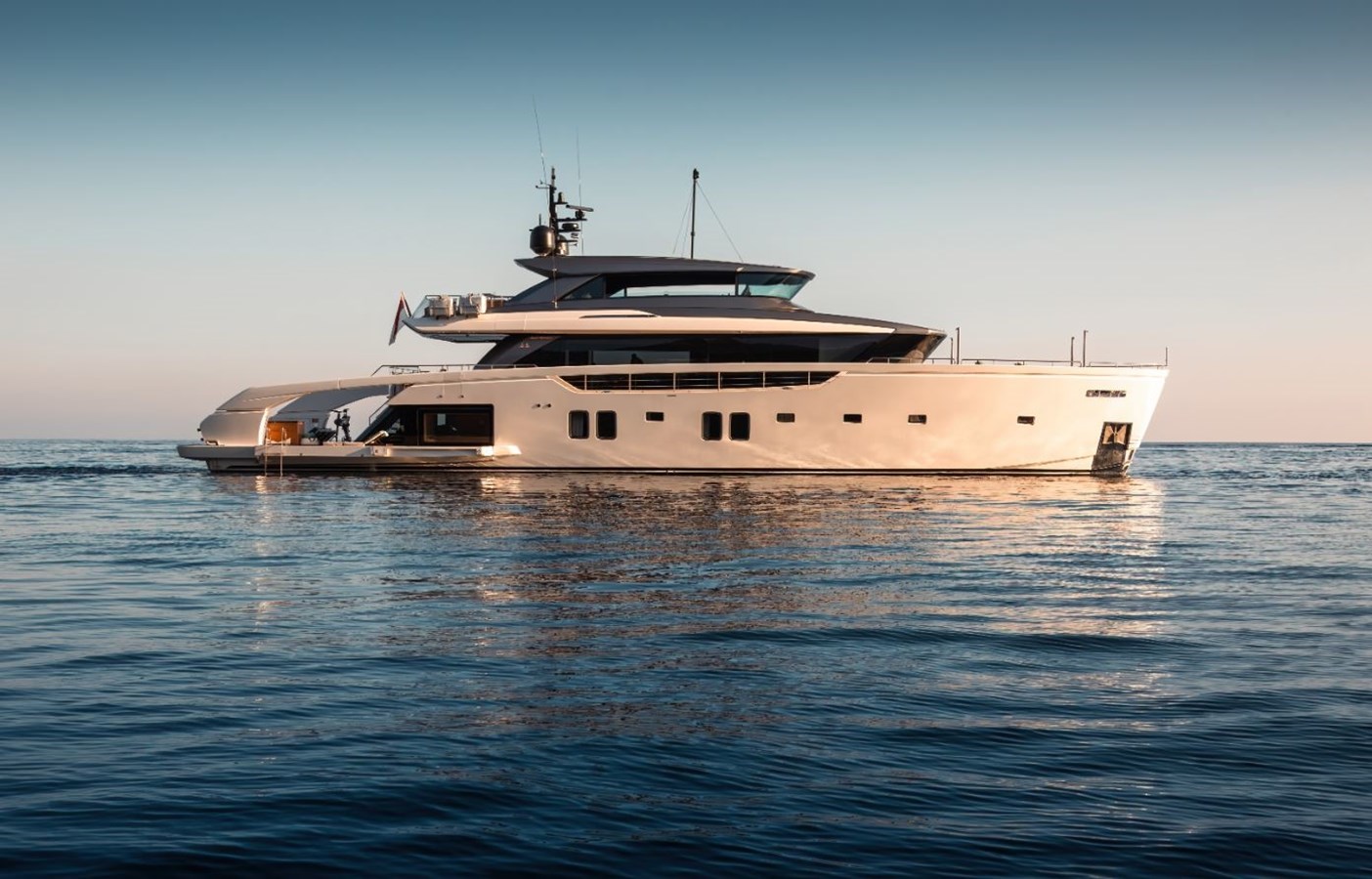 SX112 SANLORENZO YACHTS — SANLORENZO YACHTS