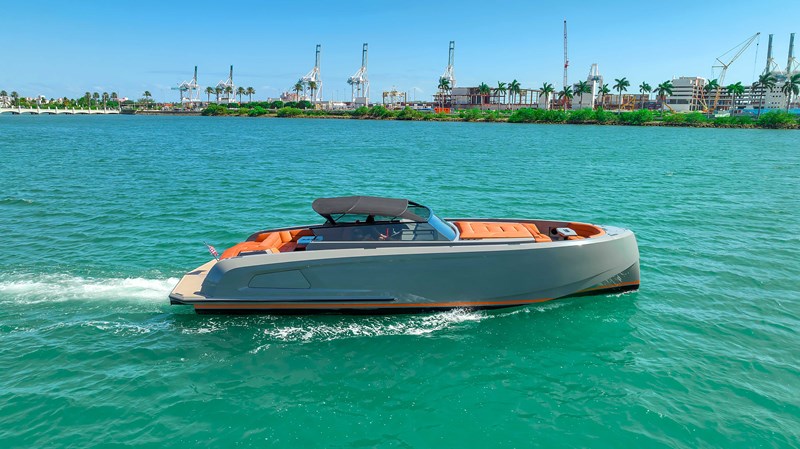 2021 &bull; Vanquish Yachts &bull; Vq 45 &bull; Spectra