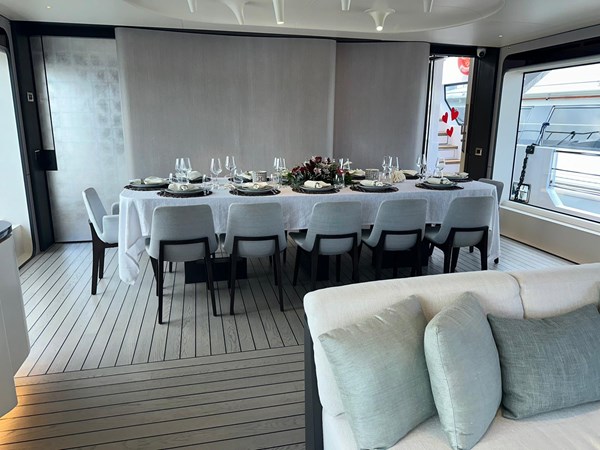 Photo of AZIMUT YACHTS LOVE T 114' 10