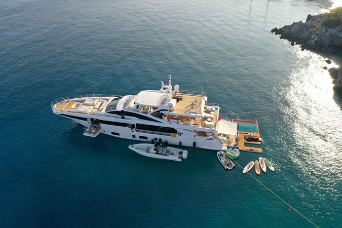 Photo of AZIMUT YACHTS LOVE T 114' 10