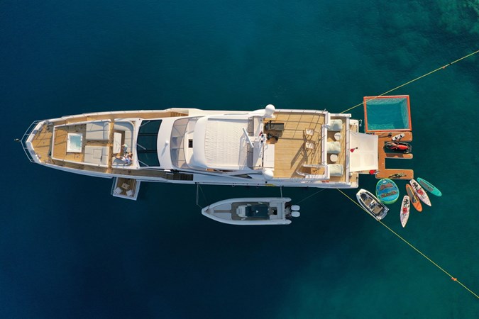 Photo of AZIMUT YACHTS LOVE T 114' 10
