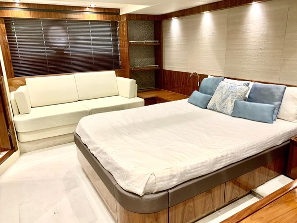 Photo of SUNSEEKER - 65'