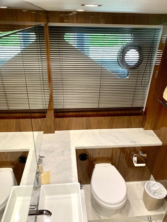 Photo of SUNSEEKER - 65'