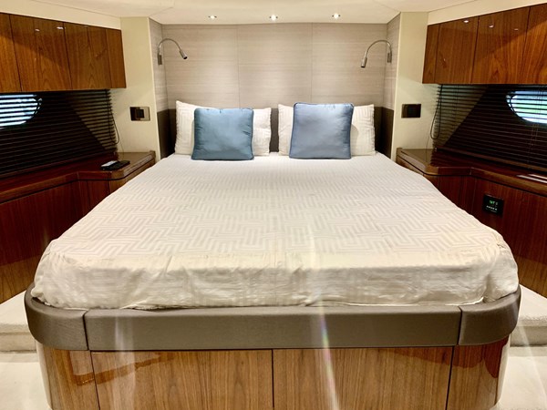 Photo of SUNSEEKER - 65'