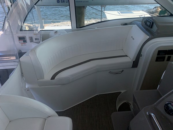 Photo of CRUISERS YACHTS - 42'