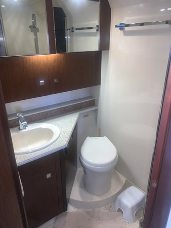 Photo of CRUISERS YACHTS - 42'