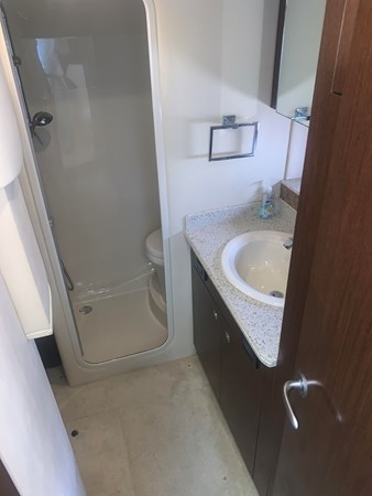 Photo of CRUISERS YACHTS - 42'