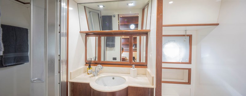 Photo of NAVALIA -- 61' 11