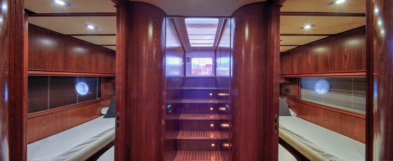 Photo of NAVALIA -- 61' 11