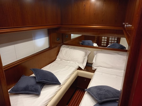 Photo of NAVALIA -- 61' 11