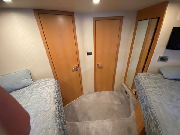 Photo of SUNSEEKER - 48'