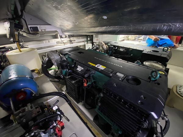 Photo of SUNSEEKER - 48'