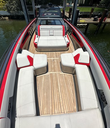 Photo of CIGARETTE 59' 2020 Cigarette Tirranna 59'