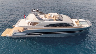 2025 ST-BARTH YACHTING ST-BARTH 85 FLY - photo 2