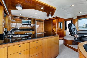 2009 OCEAN ALEXANDER 74 Flybridge - photo 8