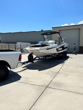 Photo of MALIBU - 23'