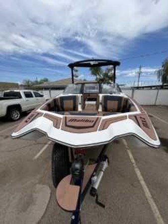 Photo of MALIBU - 23'