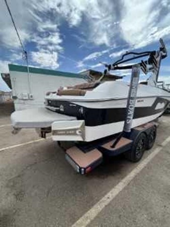 Photo of MALIBU - 23'