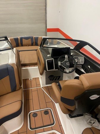 Photo of MALIBU - 23'