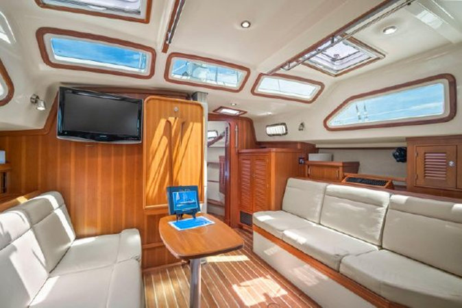 Photo of ISLAND PACKET YACHTS - 48' 9