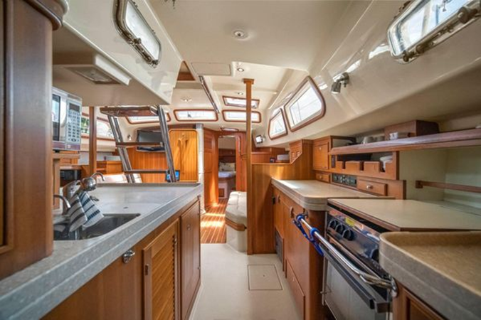 Photo of ISLAND PACKET YACHTS - 48' 9