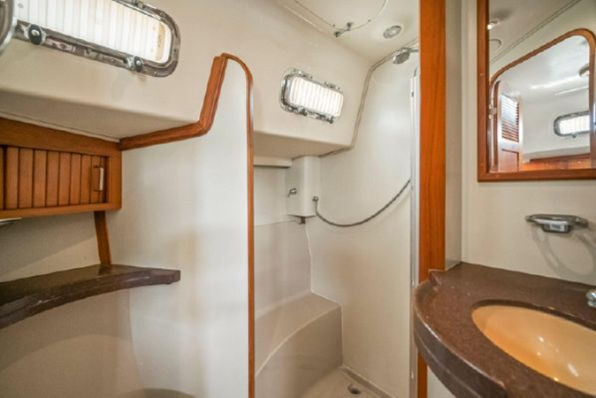 Photo of ISLAND PACKET YACHTS - 48' 9