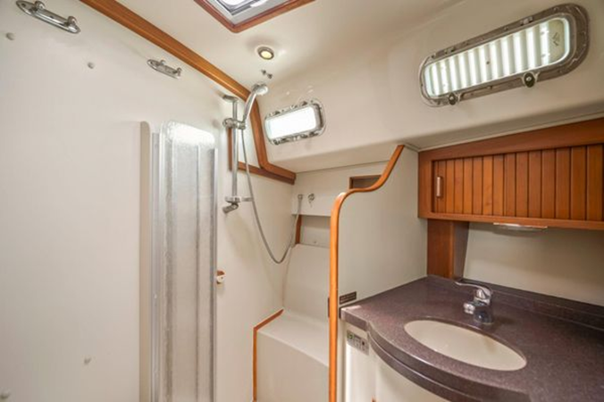 Photo of ISLAND PACKET YACHTS - 48' 9