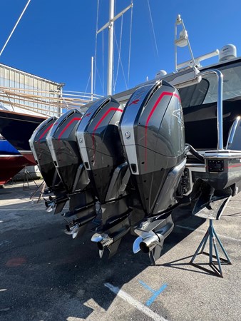 Photo of FORMULA Formula 430 43'