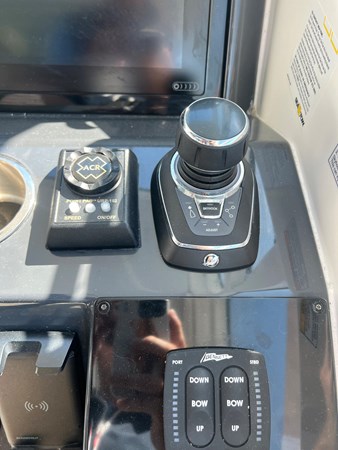 Photo of FORMULA Formula 430 43'