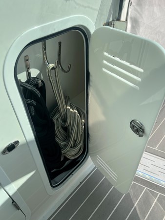 Photo of FORMULA Formula 430 43'