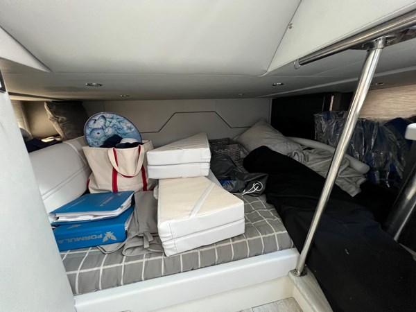 Photo of FORMULA Formula 430 43'